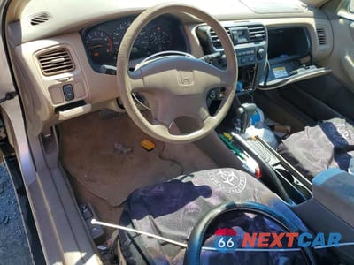 Zdjęcie 8 z 12 samochodu: 1998 HONDA ACCORD LX VIN:1HGCG164XWA014517 - miniatura