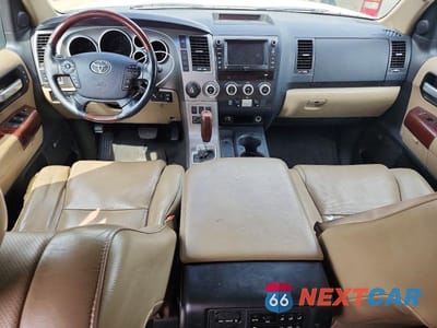 Zdjęcie 8 z 13 samochodu: 2013 TOYOTA SEQUOIA PLATINUM VIN:5TDYY5G1XDS049622 - miniatura
