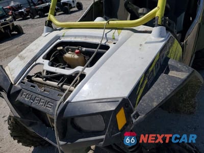 Zdjęcie 9 z 10 samochodu: 2013 POLARIS RZR 900 XP UTILITY VEHICLE VIN:4XAJT9EA6DF252718 - miniatura