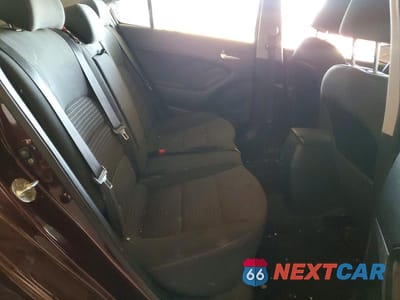 Zdjęcie 10 z 13 samochodu: 2017 KIA FORTE LX VIN:3KPFL4A74HE067370 - miniatura