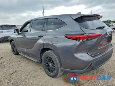 Drugie zdjęcie samochodu z przodu: 2021 TOYOTA HIGHLANDER L VIN:5TDCZRAH1MS084361 - miniatura