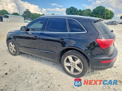 Drugie zdjęcie samochodu z przodu: 2010 AUDI Q5 PREMIUM PLUS VIN:WA1LKAFP8AA016812 - miniatura