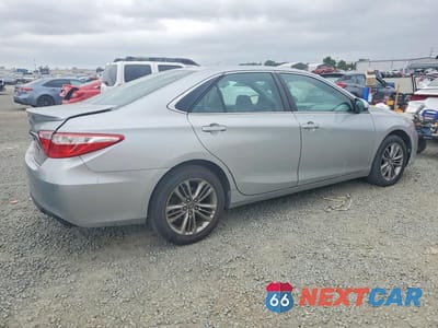 Trzecie zdjęcie samochodu z tyłu: 2016 TOYOTA CAMRY SE VIN:4T1BF1FKXGU120070 - miniatura