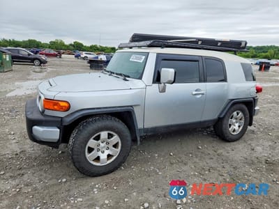 2008 TOYOTA FJ CRUISER BASE JTEBU11F78K005620 - główne zdjęcie licytacji z USA - miniatura