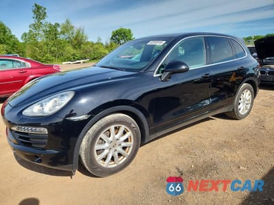 2013 PORSCHE CAYENNE WP1AA2A24DLA01930 - główne zdjęcie licytacji z USA - miniatura