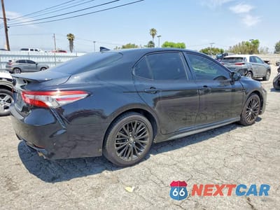 Trzecie zdjęcie samochodu z tyłu: 2019 TOYOTA CAMRY SE VIN:4T1B11HK4KU261589 - miniatura