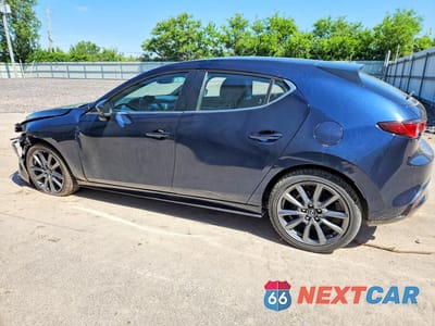 Drugie zdjęcie samochodu z przodu: 2024 MAZDA 3 PREFERRED VIN:JM1BPALM8R1712045 - miniatura