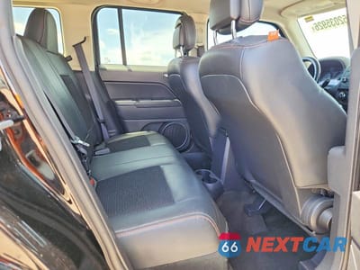 Zdjęcie 10 z 12 samochodu: 2017 JEEP PATRIOT SPORT VIN:1C4NJPBB3HD120888 - miniatura