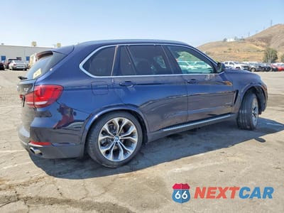 Trzecie zdjęcie samochodu z tyłu: 2017 BMW X5 SDRIVE35I VIN:5UXKR2C38H0X04764 - miniatura