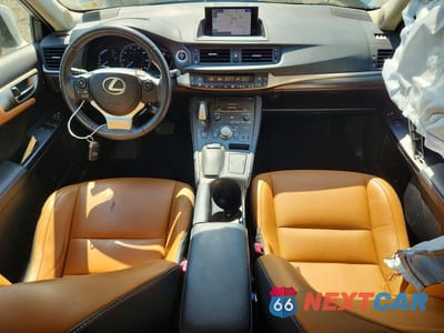 Zdjęcie 8 z 12 samochodu: 2014 LEXUS CT 200 VIN:JTHKD5BH4E2181854 - miniatura