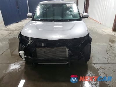 Piąte zdjęcie samochodu w środku: 2025 KIA SOUL LX VIN:KNDJ23AUXS7942259 - miniatura