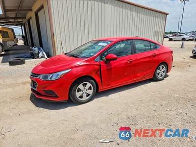 2016 CHEVROLET CRUZE LS 1G1BC5SMXG7244200 - główne zdjęcie licytacji z USA - miniatura