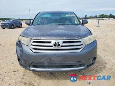 Piąte zdjęcie samochodu w środku: 2012 TOYOTA HIGHLANDER BASE VIN:5TDZK3EH5CS073626 - miniatura