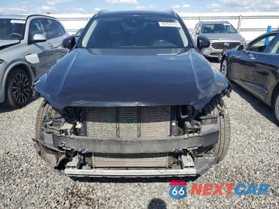 Piąte zdjęcie samochodu w środku: 2018 VOLVO XC90 T8 VIN:YV4BR0PL2J1380434 - miniatura