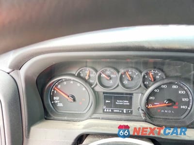 Zdjęcie 9 z 12 samochodu: 2024 CHEVROLET SILVERADO K1500 VIN:3GCUDAED1RG231490 - miniatura