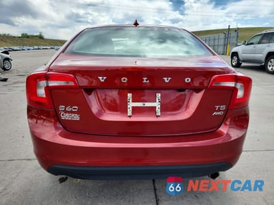 Zdjęcie 6 z 13 samochodu: 2013 VOLVO S60 T5 VIN:YV1612FH3D2185942 - miniatura