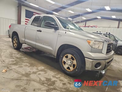 Czwarte zdjęcie samochodu z boku: 2008 TOYOTA TUNDRA GRADE VIN:5TFBT54178X013573 - miniatura