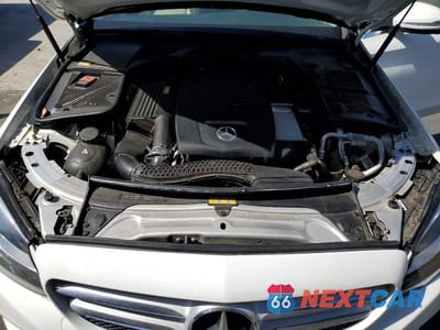Zdjęcie 11 z 12 samochodu: 2015 MERCEDES-BENZ C 300 VIN:55SWF4JB0FU083518 - miniatura