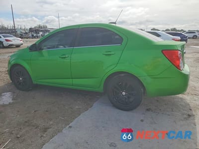 Drugie zdjęcie samochodu z przodu: 2015 CHEVROLET SONIC LT VIN:1G1JC5SH5F4119653 - miniatura