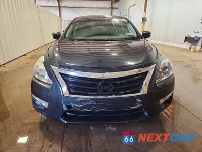 Piąte zdjęcie samochodu w środku: 2015 NISSAN ALTIMA 2.5 SV VIN:1N4AL3AP7FC420523 - miniatura