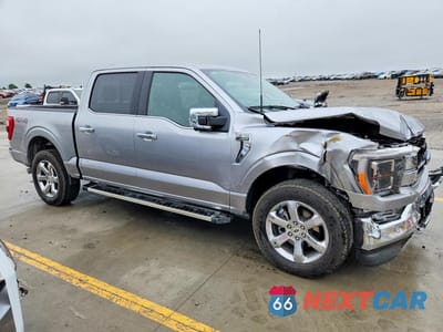 Czwarte zdjęcie samochodu z boku: 2023 FORD F150 SUPERCREW VIN:1FTFW1E83PKE98108 - miniatura