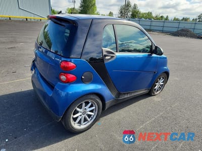 Trzecie zdjęcie samochodu z tyłu: 2008 SMART FORTWO 2D VIN:WMEEJ31X58K180206 - miniatura