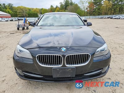 Piąte zdjęcie samochodu w środku: 2013 BMW 535 XI VIN:WBAFU7C52DDU67754 - miniatura