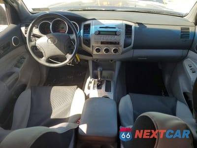 Zdjęcie 8 z 12 samochodu: 2006 TOYOTA TACOMA DOUBLE CAB VIN:5TELU42N66Z176772 - miniatura