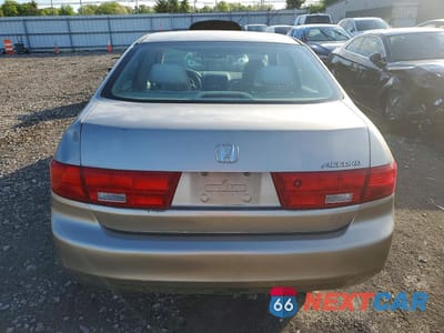 Zdjęcie 6 z 12 samochodu: 2005 HONDA ACCORD LX VIN:1HGCM56415A161985 - miniatura