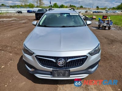 Piąte zdjęcie samochodu w środku: 2018 BUICK REGAL TOURX PREFERRED VIN:W04GU8SX9J1159360 - miniatura