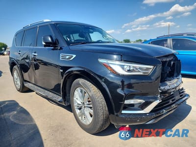 Czwarte zdjęcie samochodu z boku: 2019 INFINITI QX80 LUXE VIN:JN8AZ2NE6K9230168 - miniatura