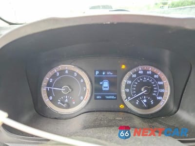 Zdjęcie 9 z 12 samochodu: 2020 HYUNDAI VENUE SEL VIN:KMHRC8A36LU035091 - miniatura