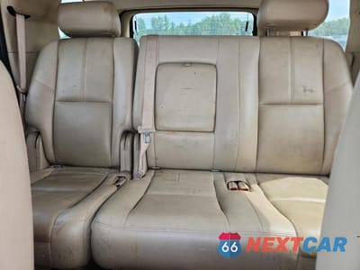 Zdjęcie 11 z 14 samochodu: 2007 CHEVROLET TAHOE K1500 VIN:1GNFK13077J132500 - miniatura