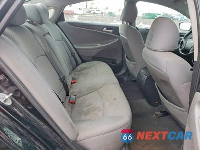 Zdjęcie 10 z 12 samochodu: 2012 HYUNDAI SONATA GLS VIN:5NPEB4AC2CH372608 - miniatura
