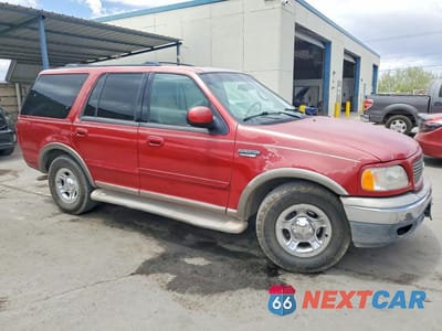Czwarte zdjęcie samochodu z boku: 2002 FORD EXPEDITION EDDIE BAUER VIN:1FMRU17L82LA29888 - miniatura