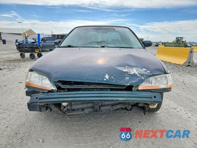 Piąte zdjęcie samochodu w środku: 1998 HONDA ACCORD EX VIN:1HGCG5552WA076382 - miniatura