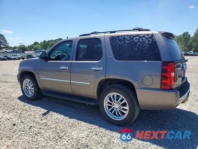 Drugie zdjęcie samochodu z przodu: 2013 CHEVROLET TAHOE C1500 LTZ VIN:1GNSCCE03DR241473 - miniatura