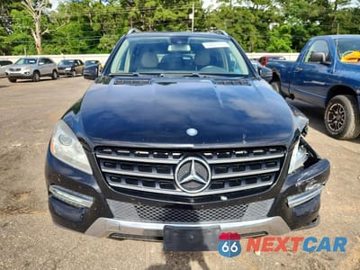 Piąte zdjęcie samochodu w środku: 2015 MERCEDES-BENZ ML 250 BLUETEC VIN:4JGDA0EB8FA510202 - miniatura
