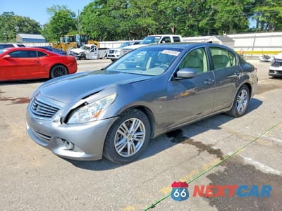 2015 INFINITI Q40 BASE JN1CV6APXFM502449 - główne zdjęcie licytacji z USA - miniatura