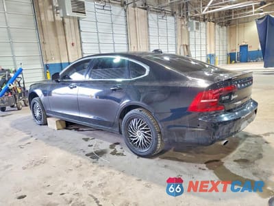 Drugie zdjęcie samochodu z przodu: 2018 VOLVO S90 T5 MOMENTUM VIN:LVY982MK7JP027317 - miniatura