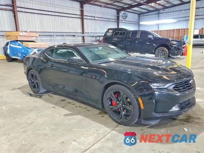 Czwarte zdjęcie samochodu z boku: 2022 CHEVROLET CAMARO LT1 VIN:1G1FF1R76N0135269 - miniatura