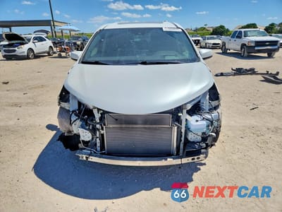 Piąte zdjęcie samochodu w środku: 2022 TOYOTA SIENNA PLATINUM 7-PASSENGER VIN:5TDERKEC3NS088380 - miniatura