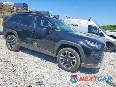 Czwarte zdjęcie samochodu z boku: 2021 TOYOTA RAV4 ADVENTURE VIN:2T3J1RFV6MW166677 - miniatura