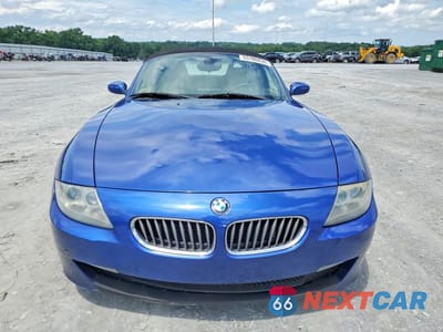 Piąte zdjęcie samochodu w środku: 2008 BMW Z4 3.0SI VIN:4USBU53528LX85725 - miniatura