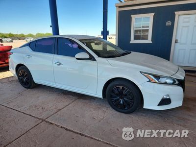 Czwarte zdjęcie samochodu z boku: 2019 NISSAN ALTIMA 2.5 S VIN:1N4BL4BV3KC127896 - miniatura