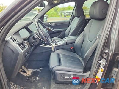 Zdjęcie 7 z 12 samochodu: 2020 BMW X5 XDRIVE40I VIN:5UXCR6C06LLL66855 - miniatura