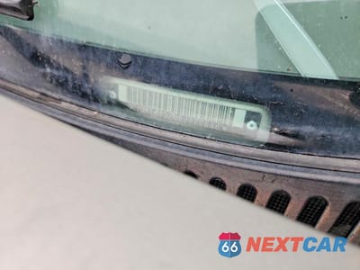 Zdjęcie 12 z 12 samochodu: 2002 GMC YUKON VIN:1GKEK13Z02J272646 - miniatura