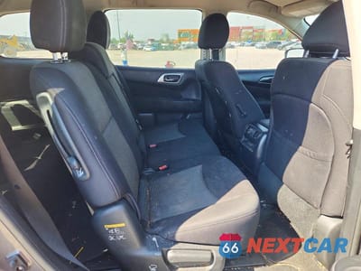 Zdjęcie 11 z 13 samochodu: 2017 NISSAN PATHFINDER SV VIN:5N1DR2MM8HC661040 - miniatura