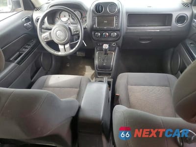 Zdjęcie 8 z 13 samochodu: 2012 JEEP PATRIOT LATITUDE VIN:1C4NJRFB8CD609107 - miniatura