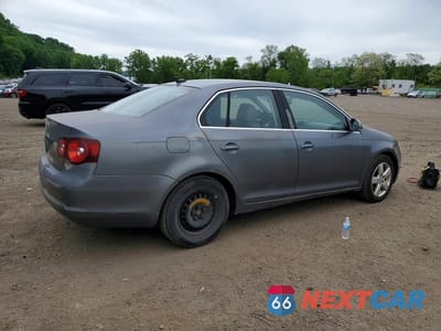 Trzecie zdjęcie samochodu z tyłu: 2008 VOLKSWAGEN JETTA SE VIN:3VWRM71K08M028892 - miniatura